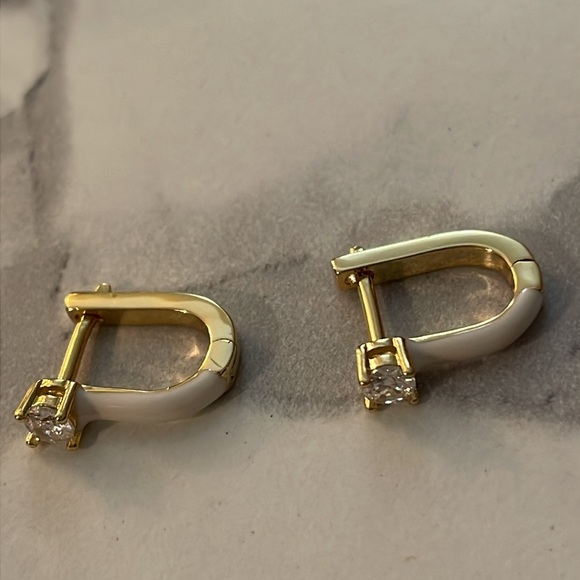 Modsens U Dainty Earrings - Picture 9 of 10